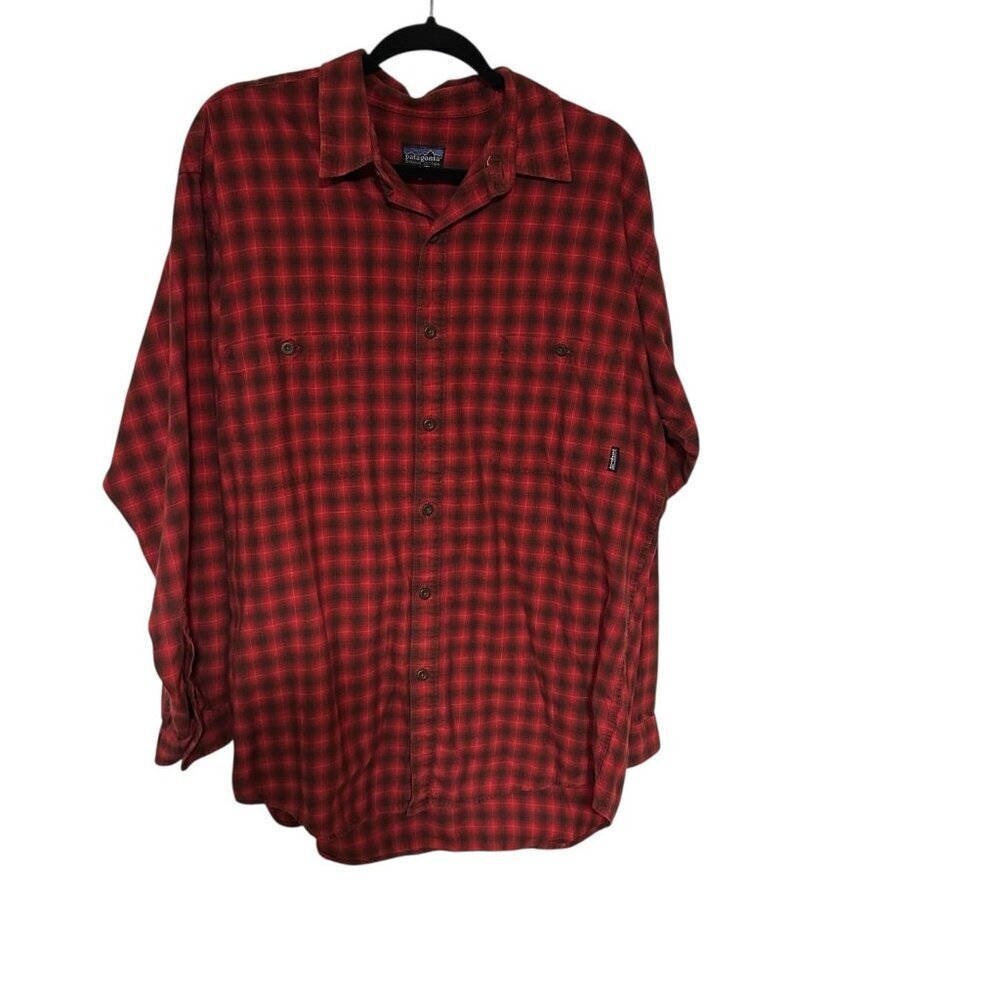 Patagonia Shirt Size Large Red Black Plaid Long Sleeve Button Up Organic Cotton